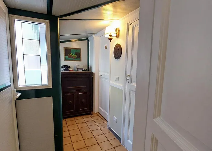 ゲストハウス Residenza Maritti Deco Style- 4*